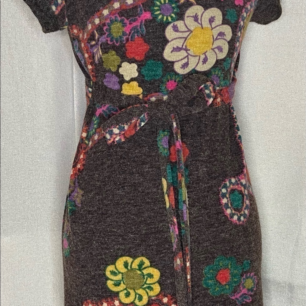 Yahada mini tie back dress - Picture 5 of 9